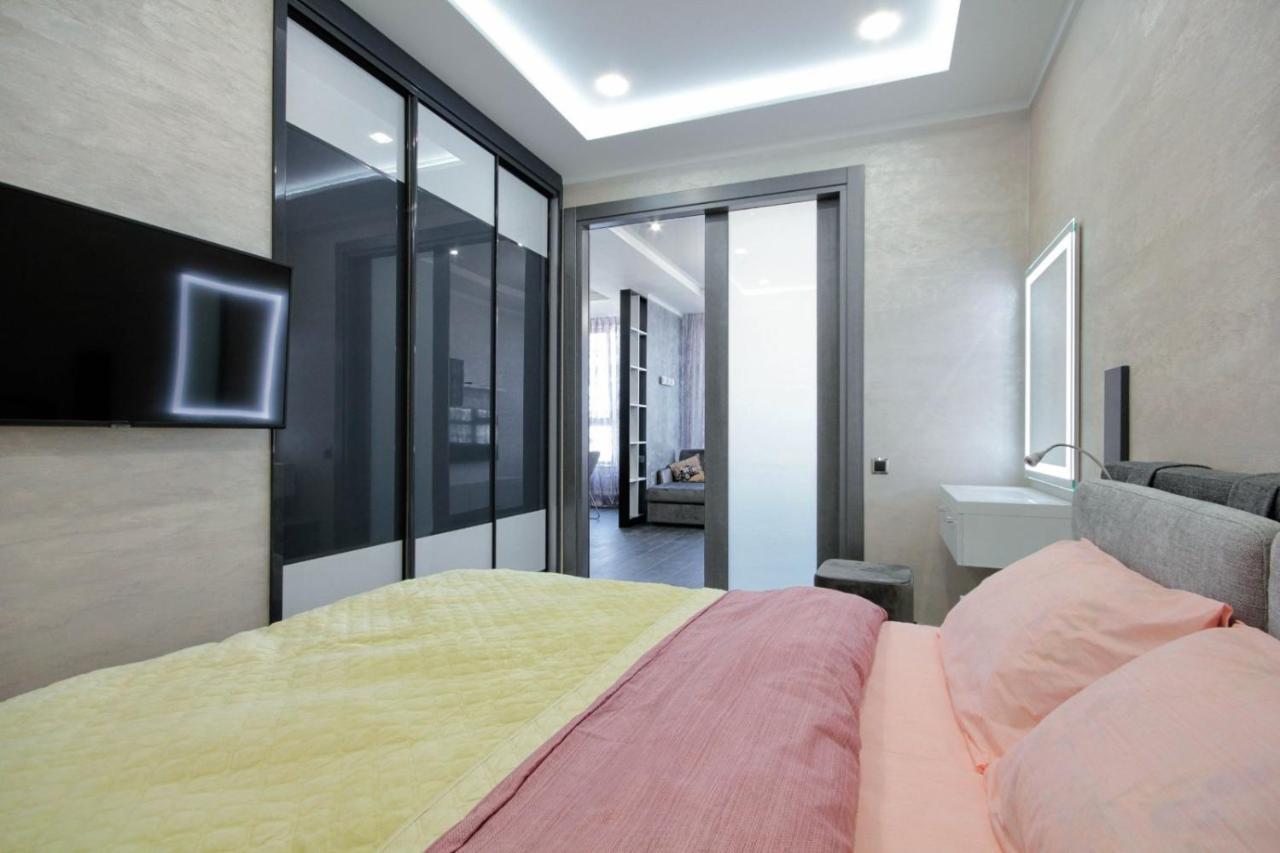 Шикарные Апартаменты У Моря!!! Odessa Exteriör bild